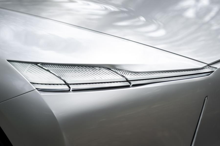 Детали экстерьера Infiniti Qs Inspiration 2019 года  (фото 29 из 41)